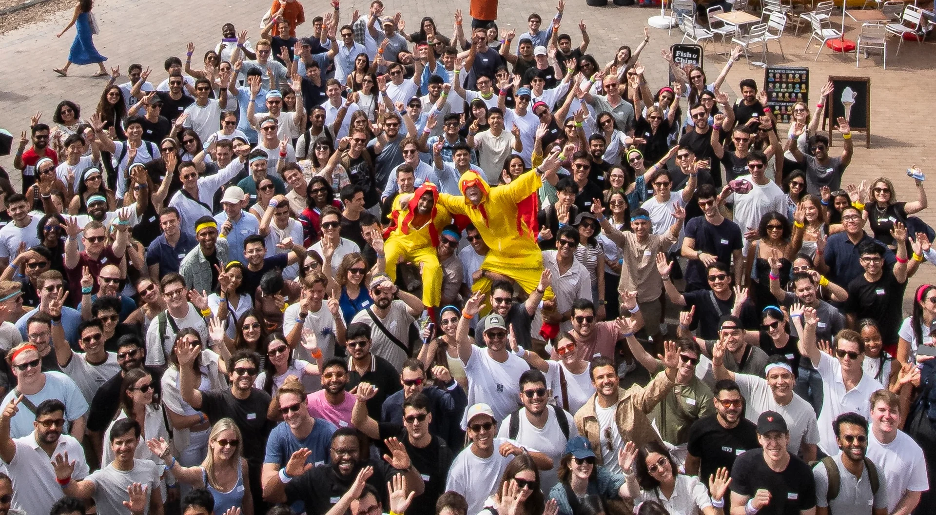 A sea of players with the Chickens in the middle of the crowd